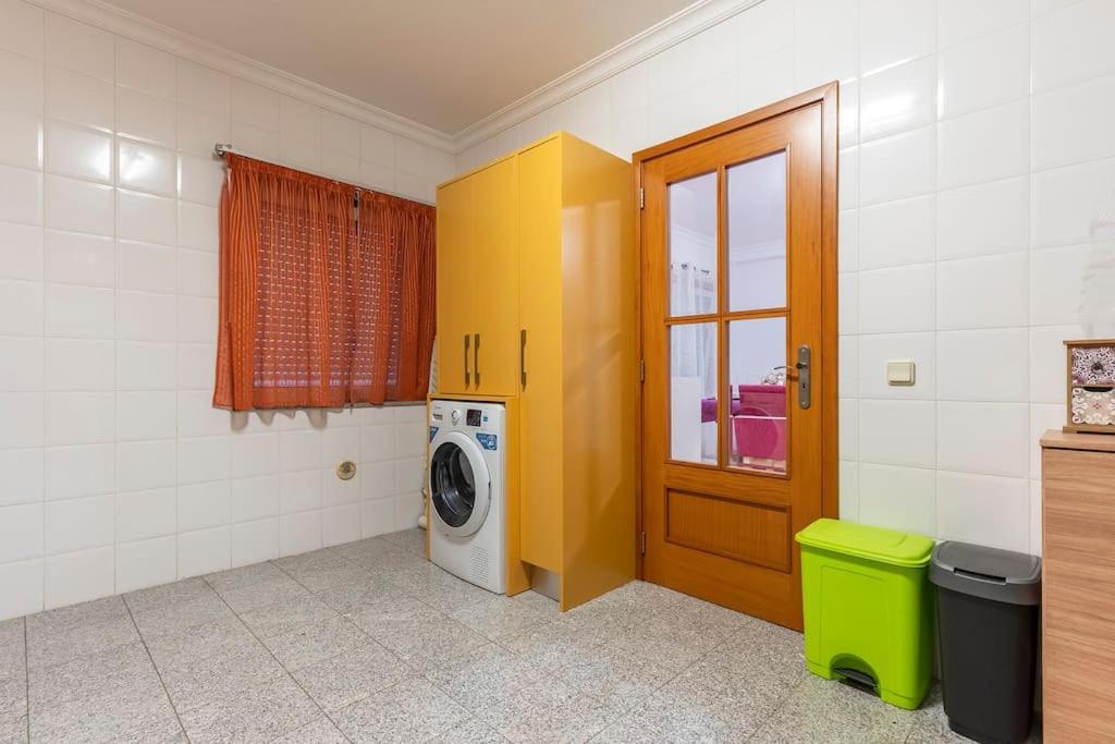 Pereira'S Apartment- Free Garage Авейру Экстерьер фото